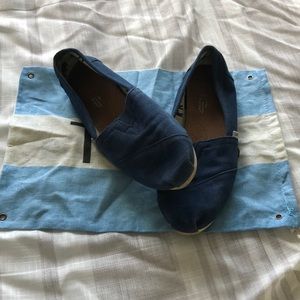 Navy Blue Toms Size 7.5 Women’s Preowned